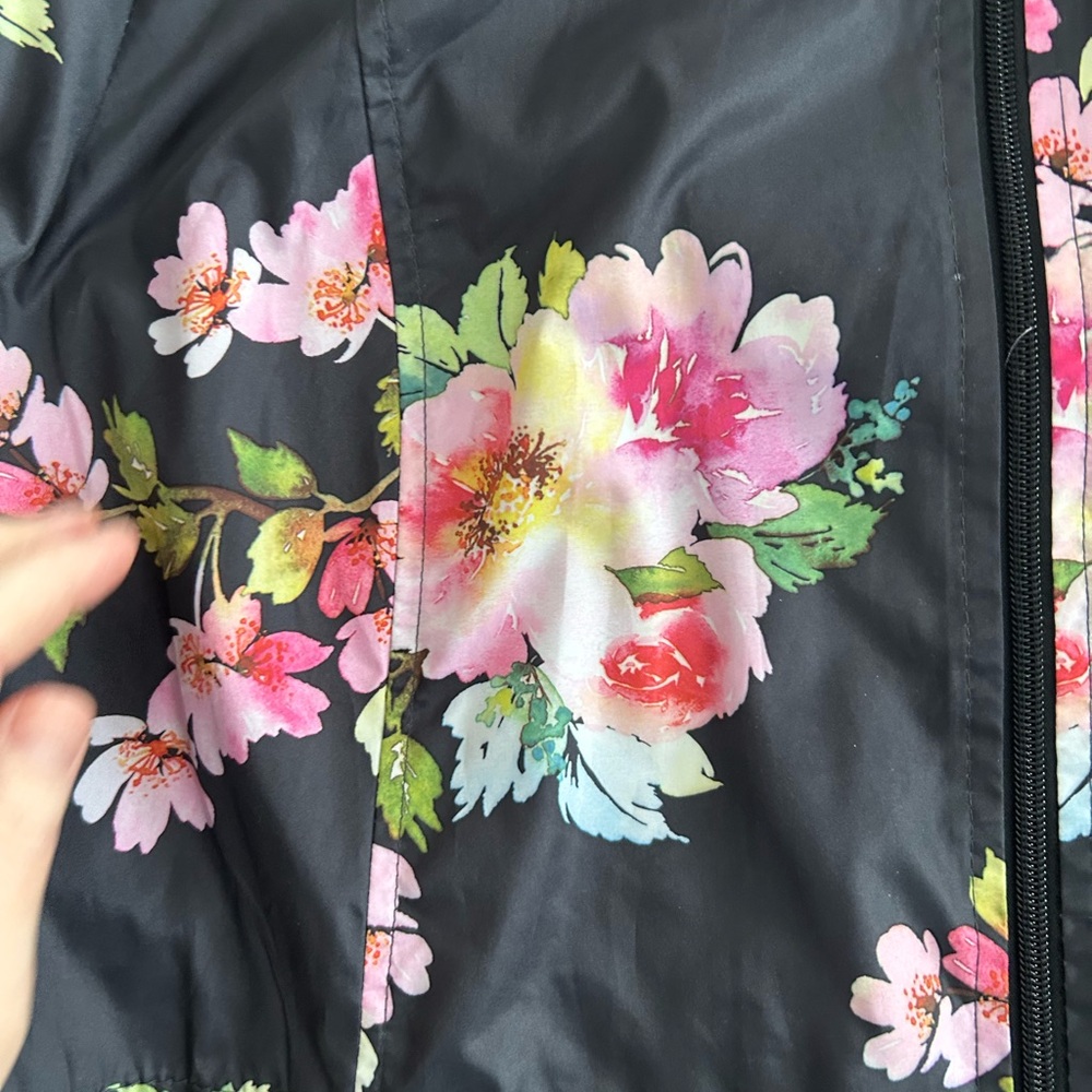 Susan Graver Black Floral Raincoat (A0031) - Picture 3 of 10